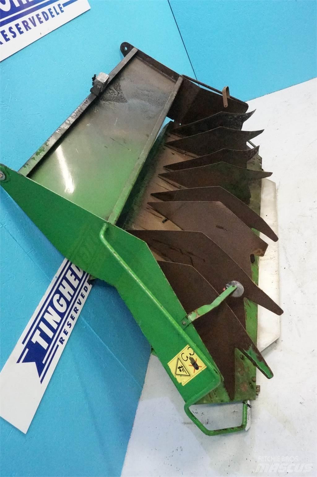 John Deere 9780 Sypače písku a soli