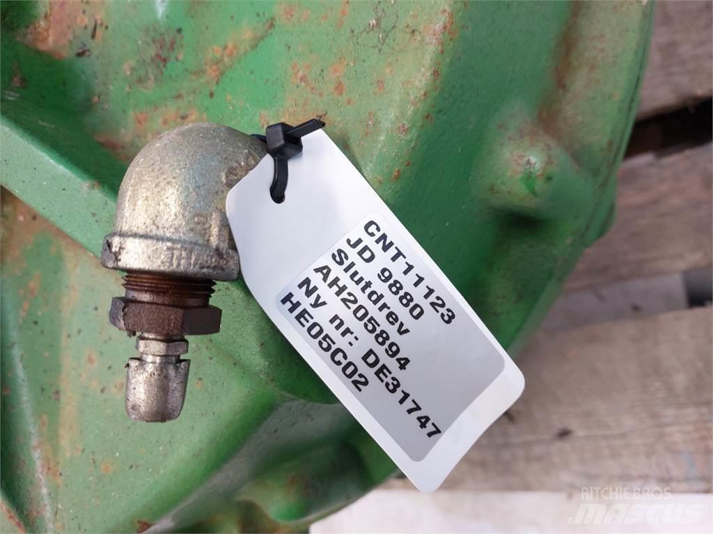 John Deere 9880 Příslušenství a náhradní díly ke kombajnům