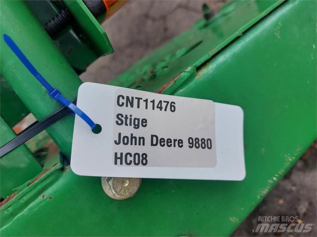 John Deere 9880 Kabiny a interiér
