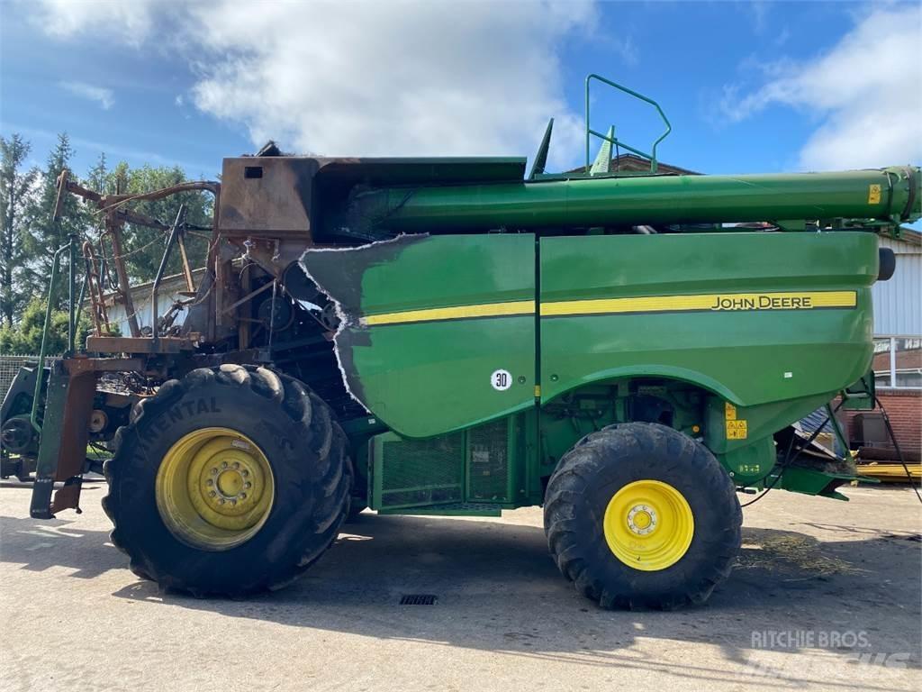 John Deere S670I Sklízecí mlátičky