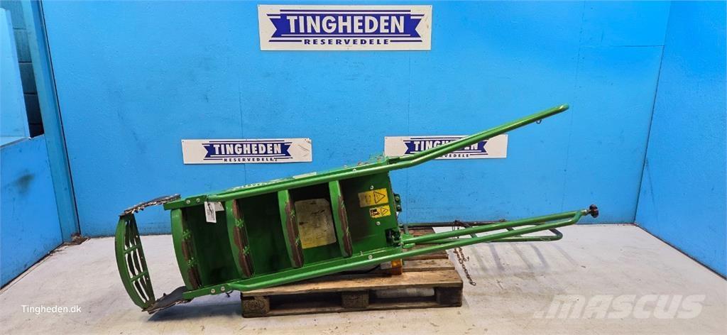 John Deere S690 Další