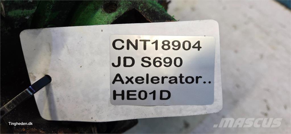 John Deere S690 Příslušenství a náhradní díly ke kombajnům