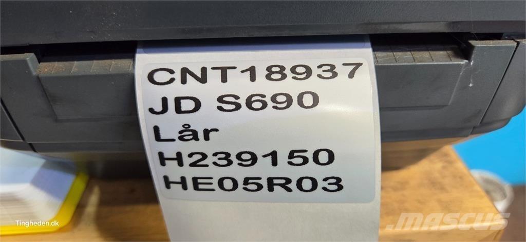John Deere S690 Příslušenství a náhradní díly ke kombajnům