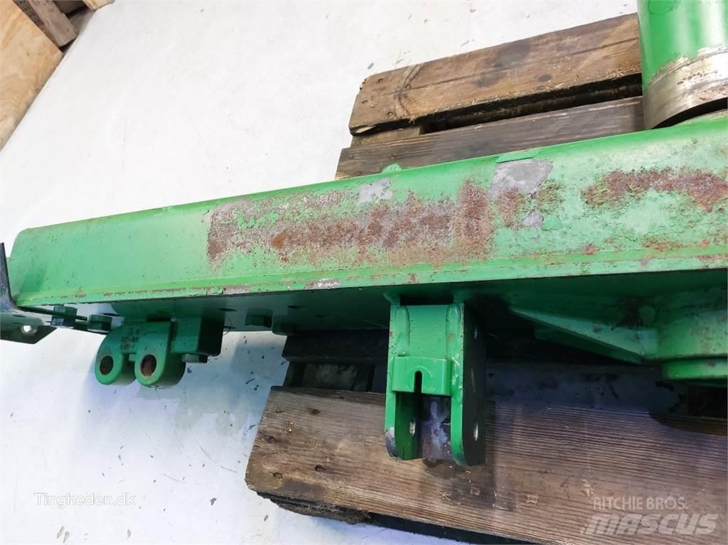 John Deere T660I Příslušenství a náhradní díly ke kombajnům