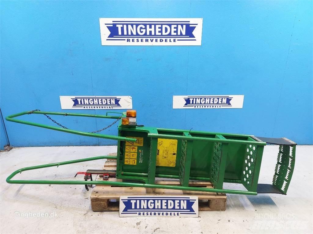 John Deere T660I Kabiny a interiér