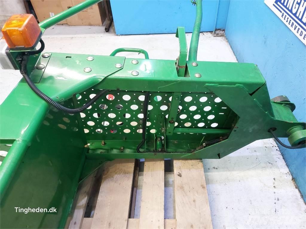 John Deere T660I Kabiny a interiér