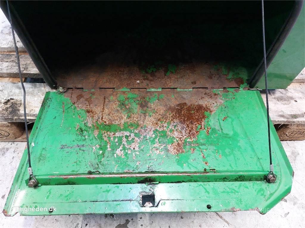 John Deere T660I Další