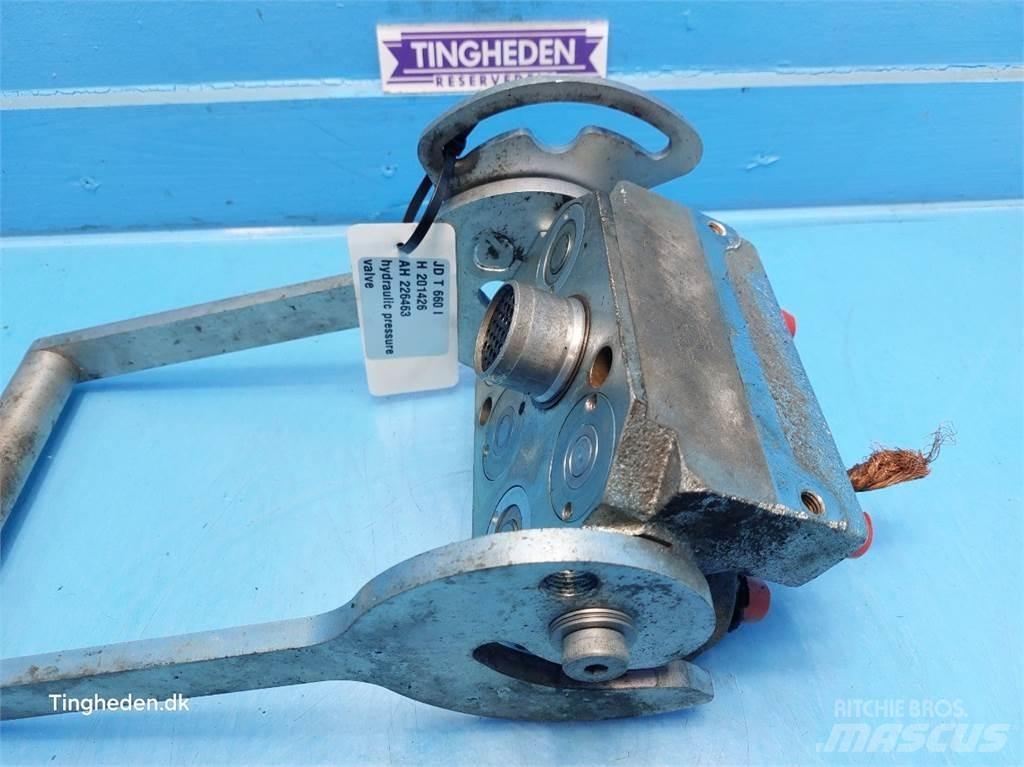 John Deere T660I Hydraulika