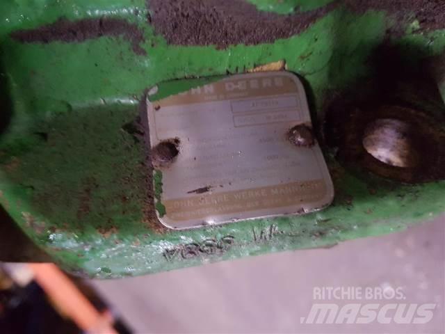 John Deere Træk Další příslušenství k traktorům