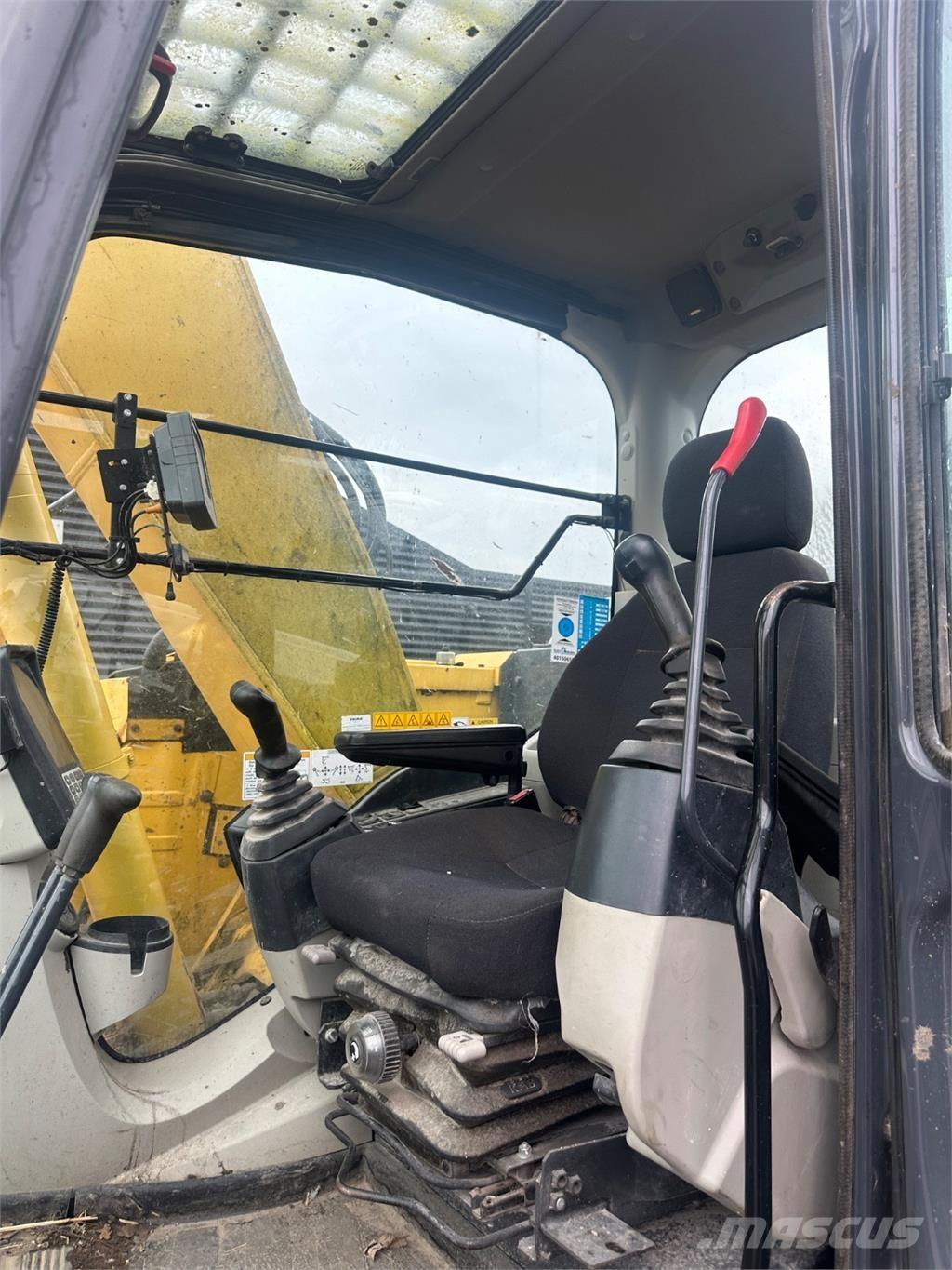 Kobelco E140CSR Pásová rýpadla