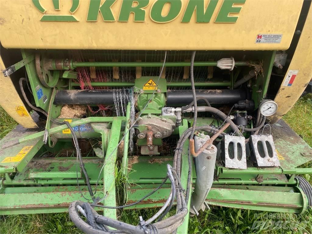 Krone CV150 XC Lis na válcové balíky