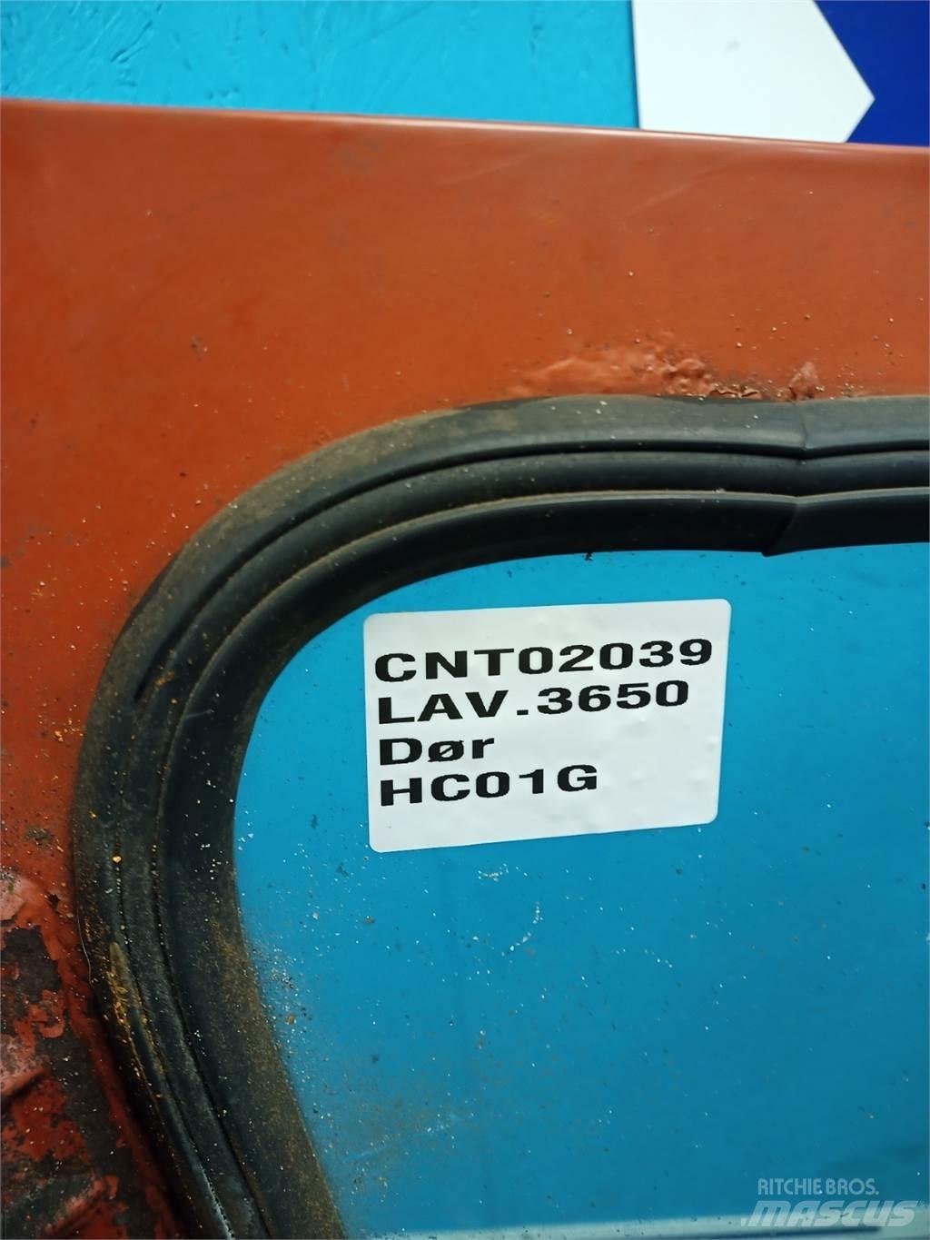 Laverda 3650 Kabiny a interiér