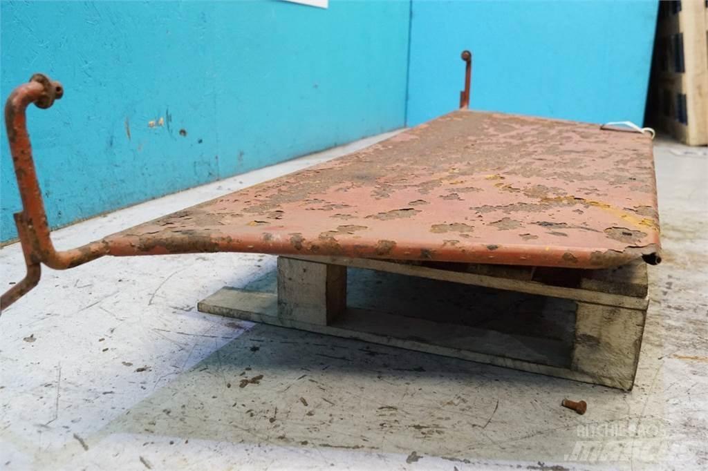 Laverda 3650 Sypače písku a soli