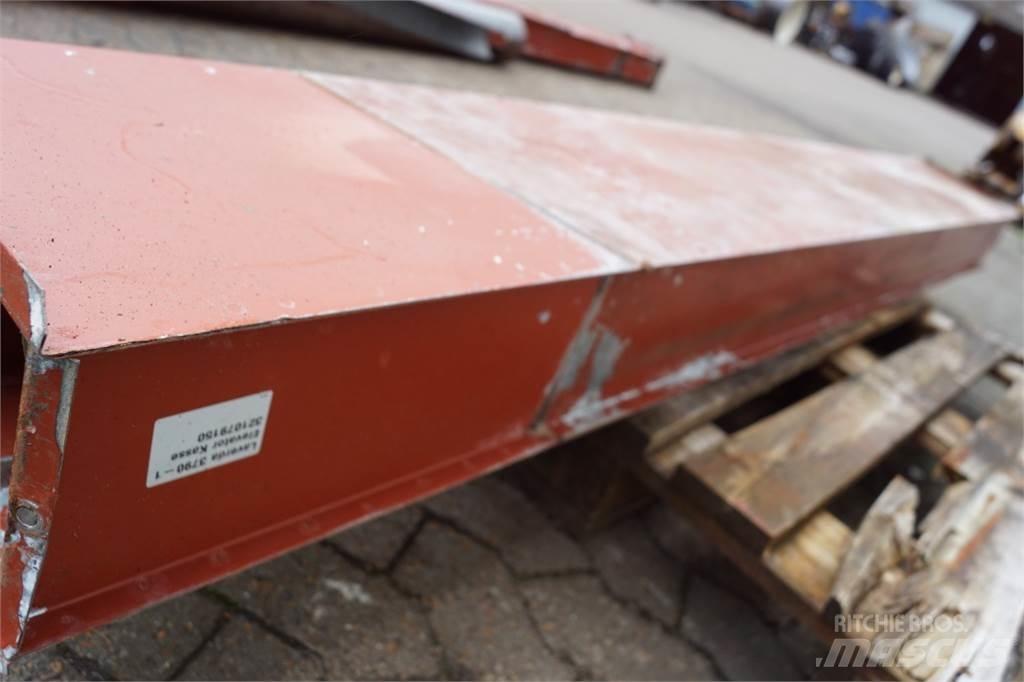 Laverda 3790 Příslušenství a náhradní díly ke kombajnům