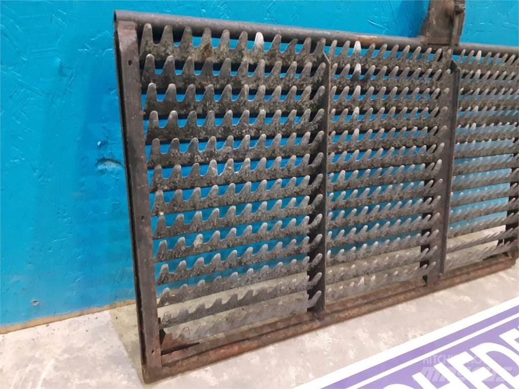 Laverda 626 Sypače písku a soli