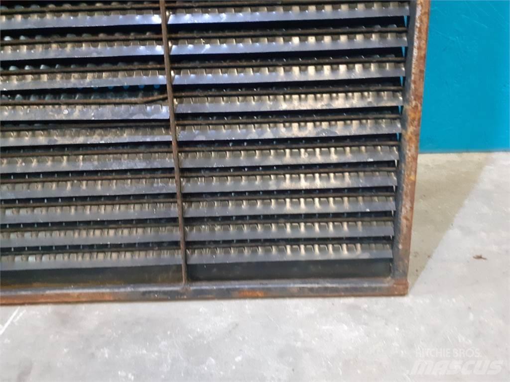 Laverda 626 Sypače písku a soli