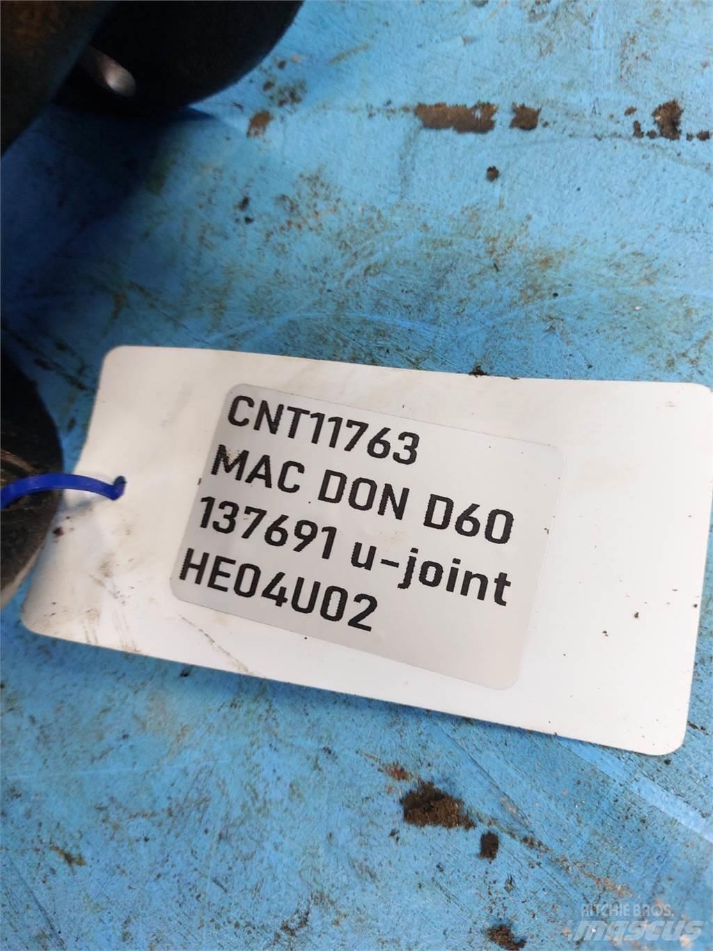 MacDon D60 Příslušenství a náhradní díly ke kombajnům