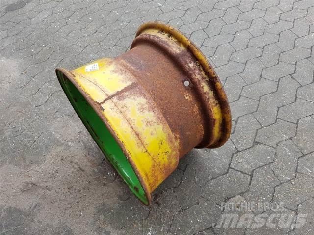 Merlo 20 13X20 Pneumatiky, kola a ráfky