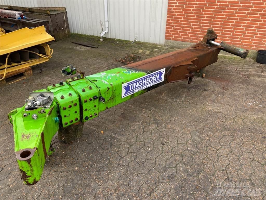 Merlo 30.9 Bom Výložníky a lžíce