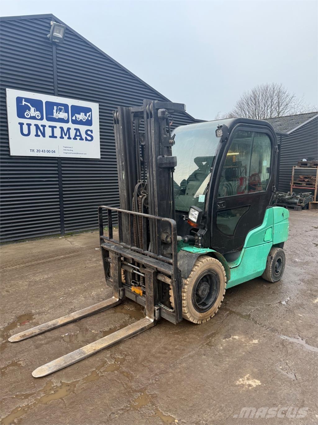 Mitsubishi FD35 Dieselové vozíky