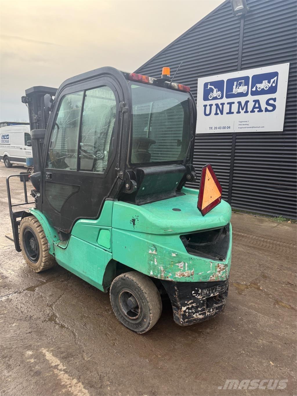 Mitsubishi FD35 Dieselové vozíky