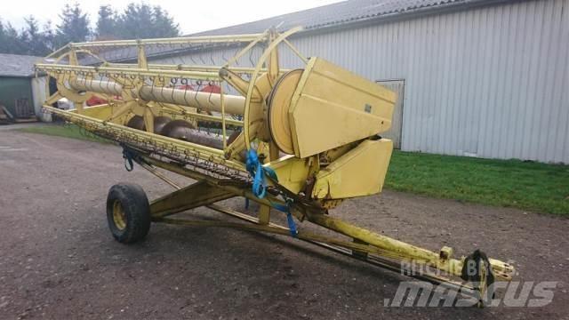 New Holland 13 Příslušenství a náhradní díly ke kombajnům