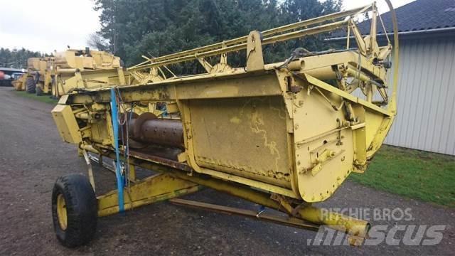 New Holland 13 Příslušenství a náhradní díly ke kombajnům