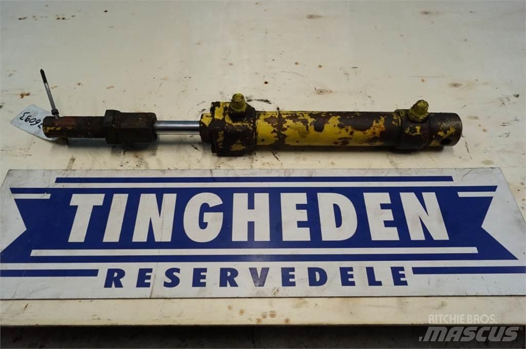 New Holland 1500 Hydraulika