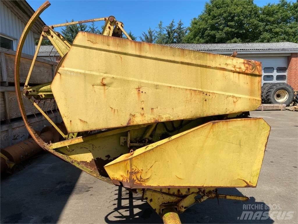 New Holland 20 Příslušenství a náhradní díly ke kombajnům