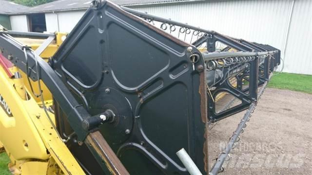 New Holland 30 Příslušenství a náhradní díly ke kombajnům