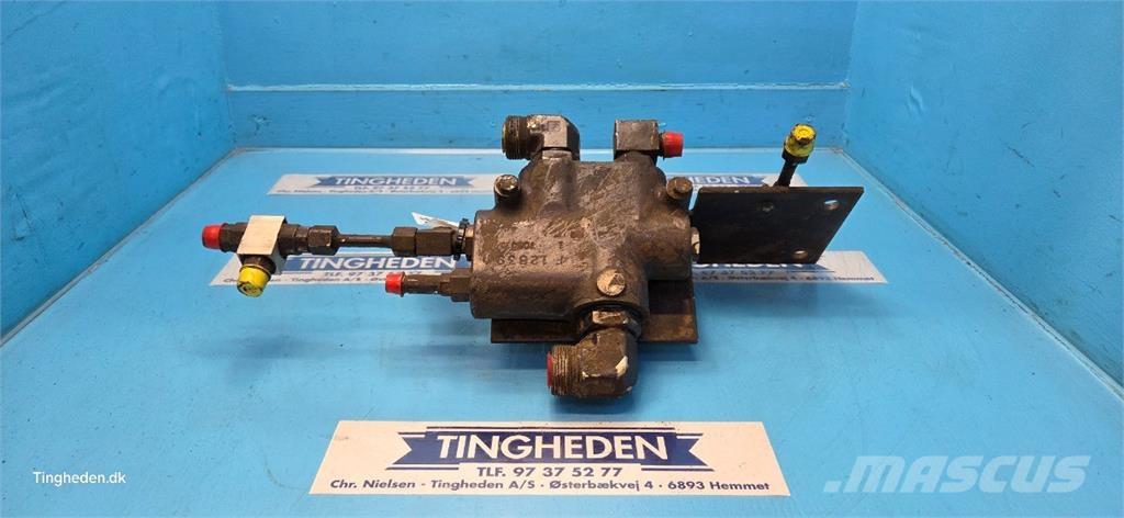 New Holland 8970 Hydraulika