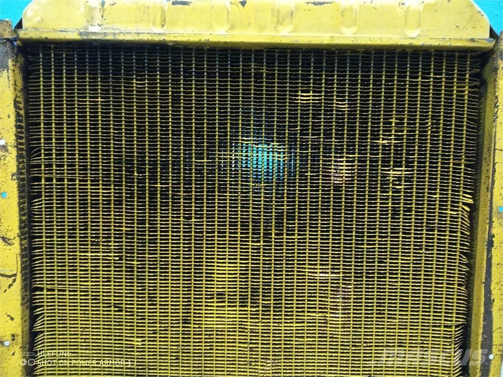 New Holland M103 Radiátory