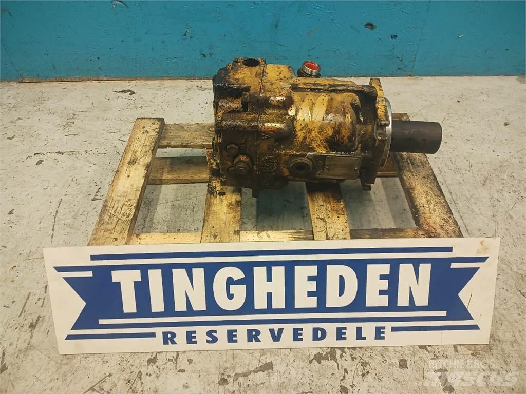 New Holland TX65 Hydraulika