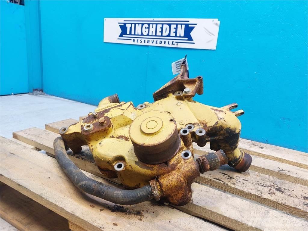 New Holland TX65 Motory