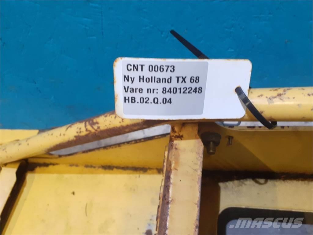New Holland TX68 Další