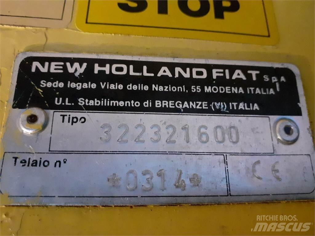 New Holland TX68 Příslušenství a náhradní díly ke kombajnům