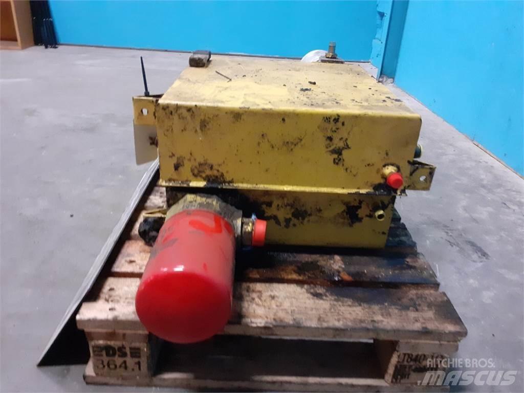 New Holland TX68 Hydraulika