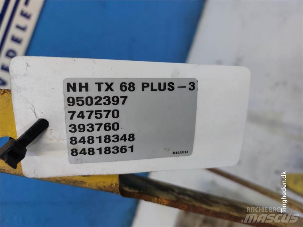 New Holland TX68 Sypače písku a soli
