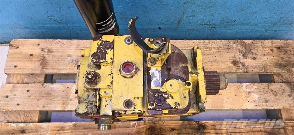 New Holland TX68 Hydraulika