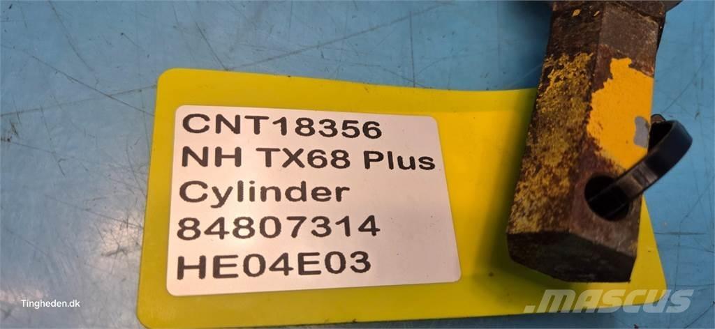 New Holland TX68 Hydraulika