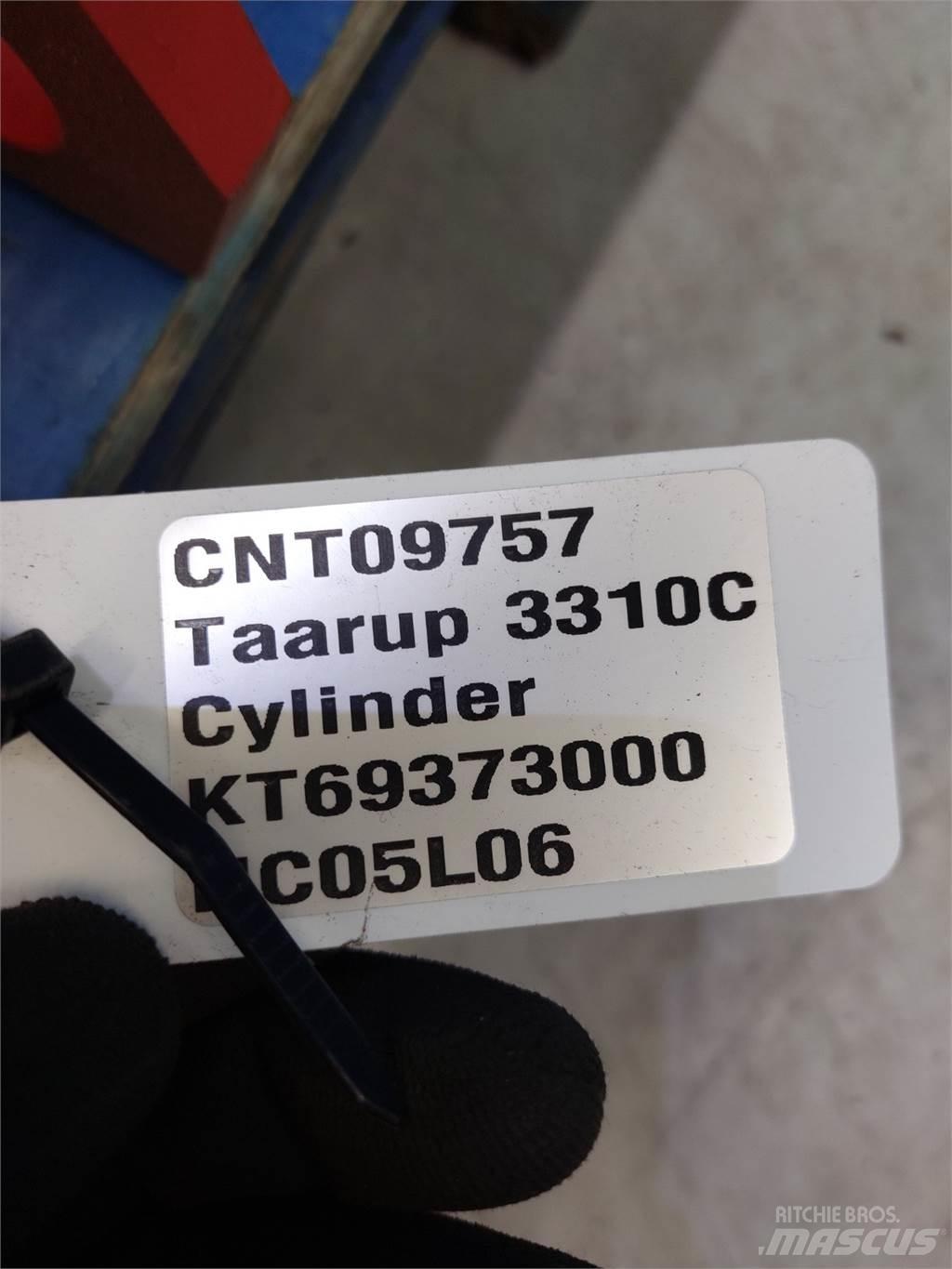 Taarup 3310C Žací stroje
