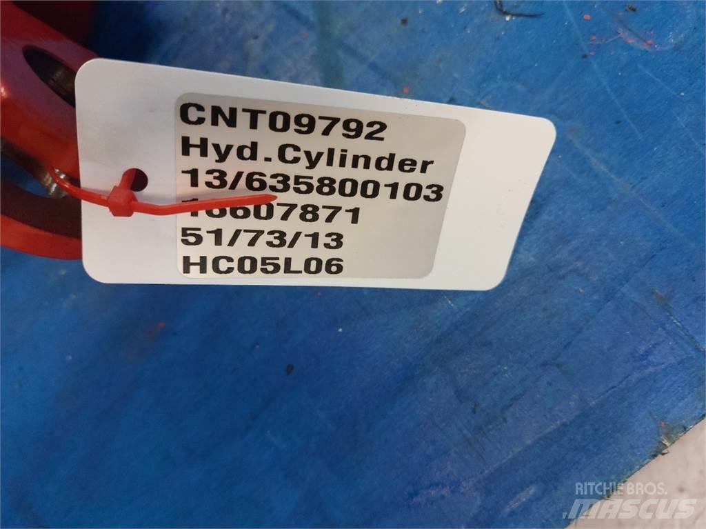 Taarup Cylinder Obraceče a shrabovače sena