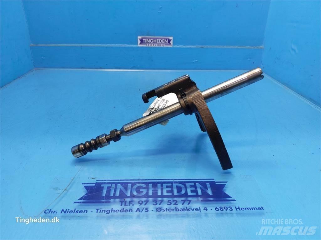 Valmet 8050 Převodovka