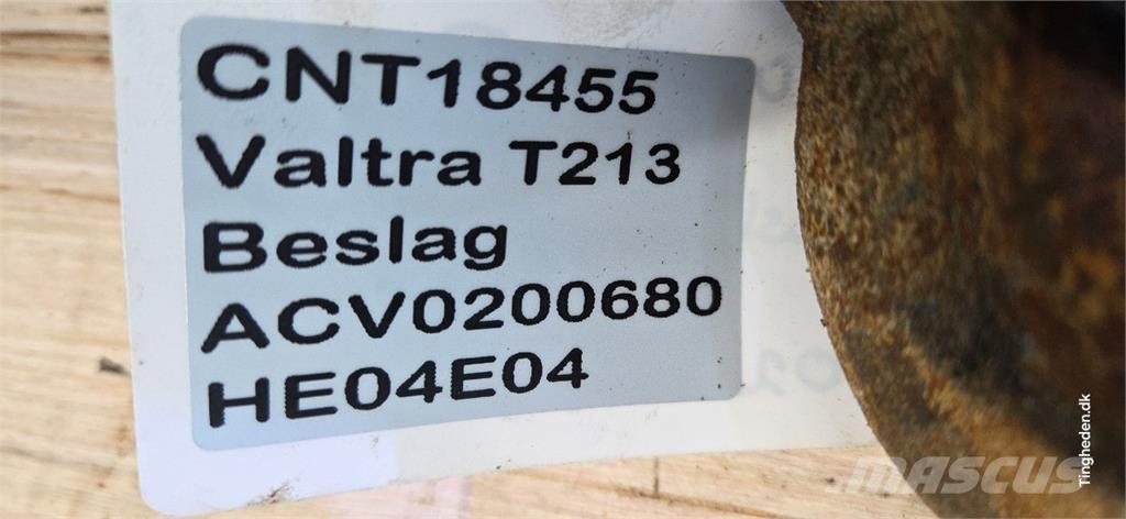 Valtra T213 Další příslušenství k traktorům