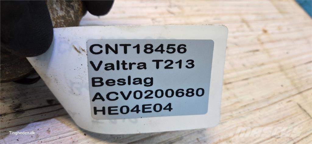 Valtra T213 Další příslušenství k traktorům