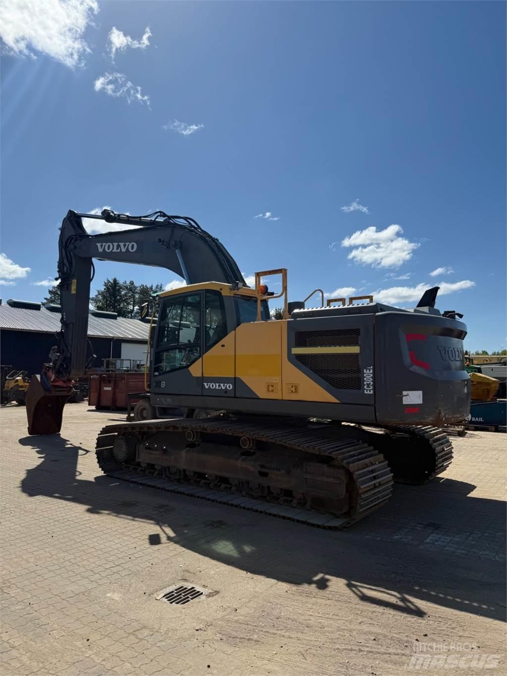 Volvo EC300EL Pásová rýpadla