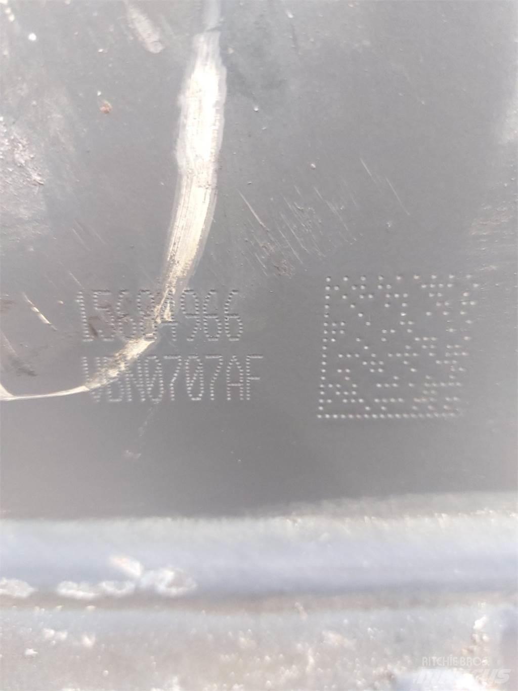 Volvo ECR25D Výložníky a lžíce