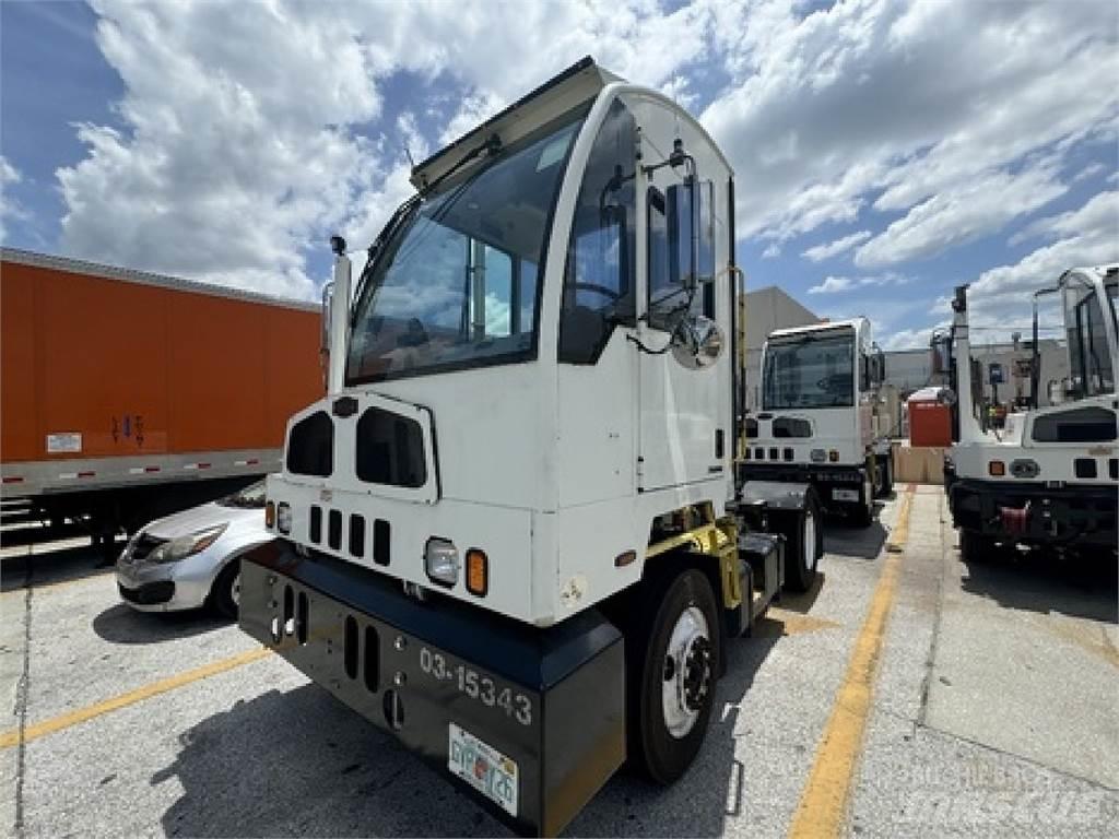 Autocar ACTT42 Terminálový tahač