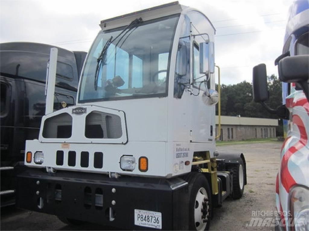 Autocar ACTT42 Terminálový tahač
