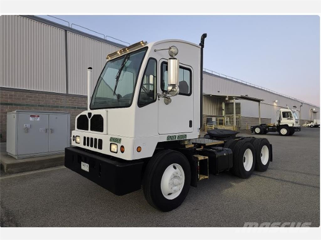 Autocar ACTT64 Terminálový tahač